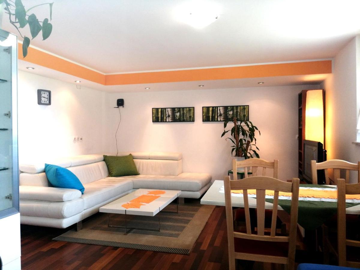 Mateja House - Apartments In Zirovnica Rodine Dış mekan fotoğraf